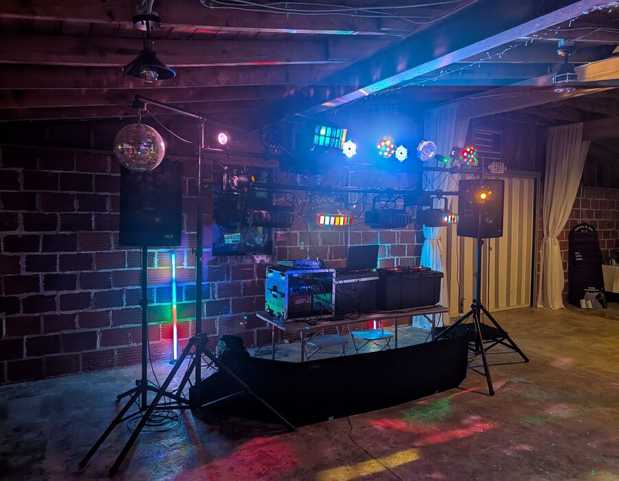 Atmosphere lighting at an event